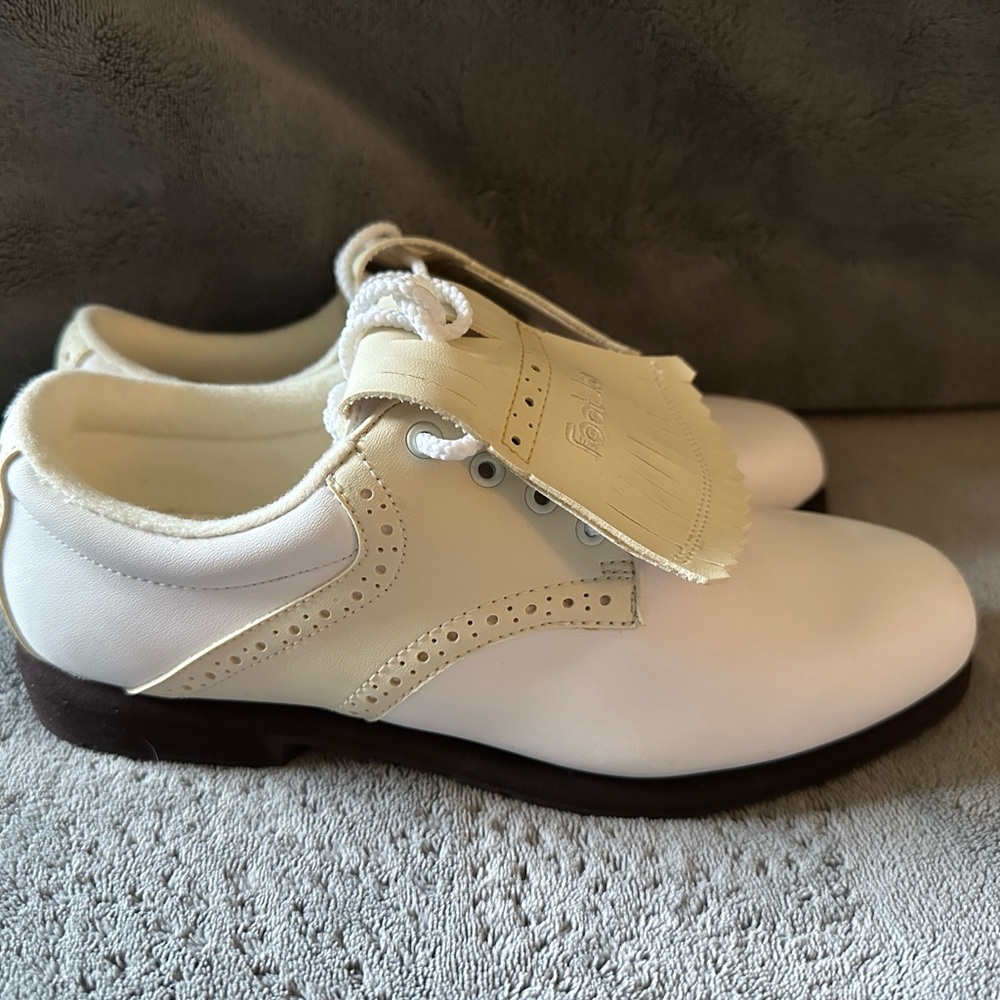 FootJoy White & Brown Women's Dress Golf Shoes with Kiltie